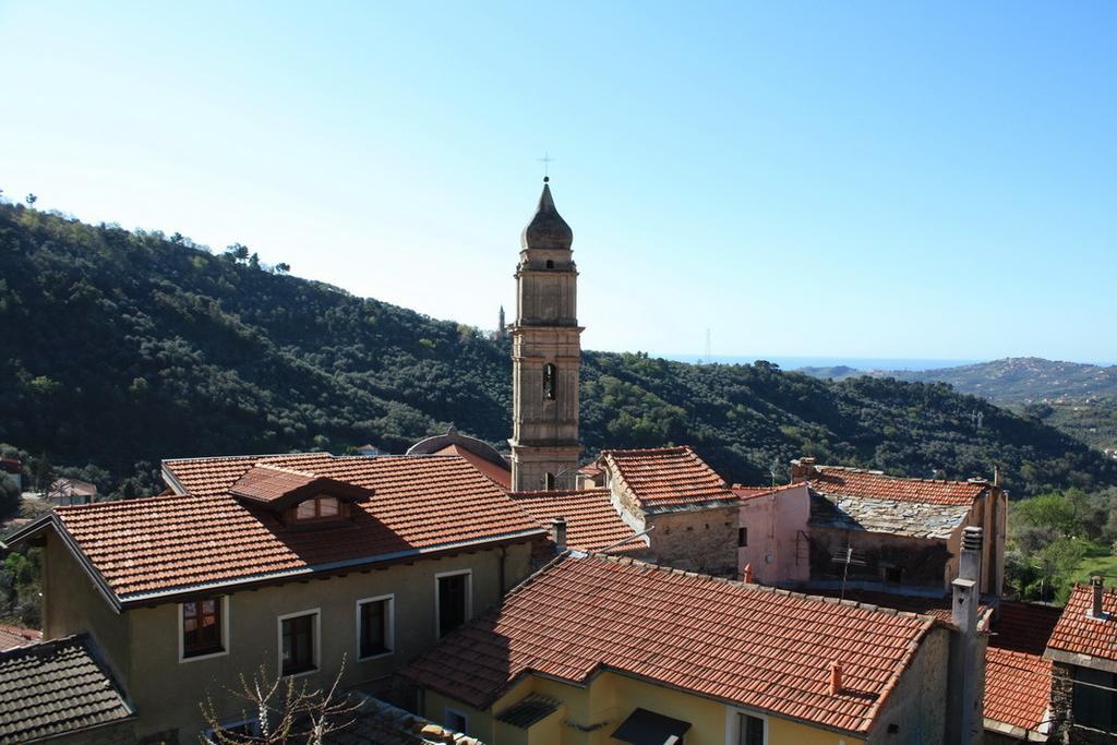 הוילה אימפריה Il Merlo Della Rocca חדר תמונה